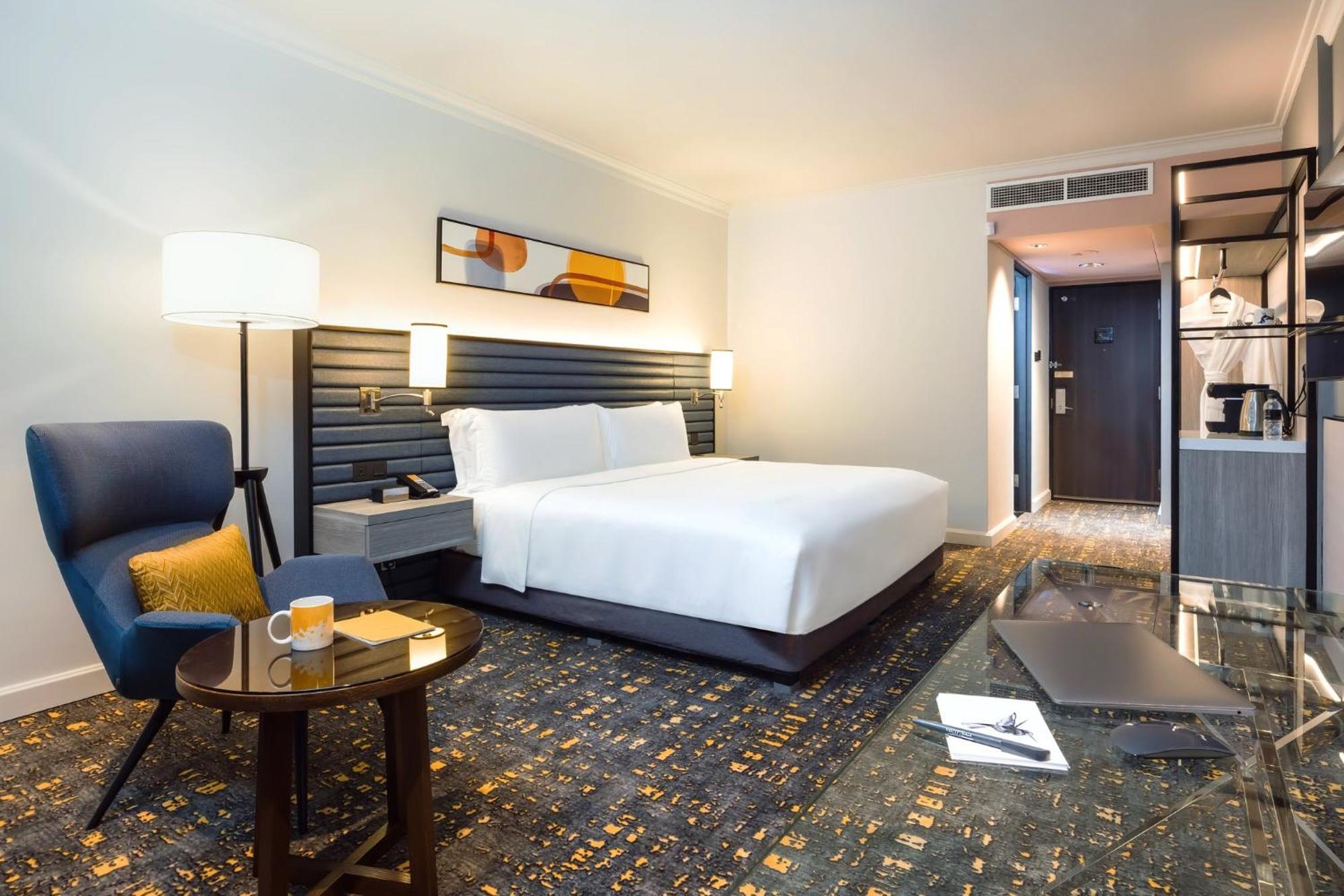 Voco Orchard Singapore By Ihg Экстерьер фото A room at the hotel