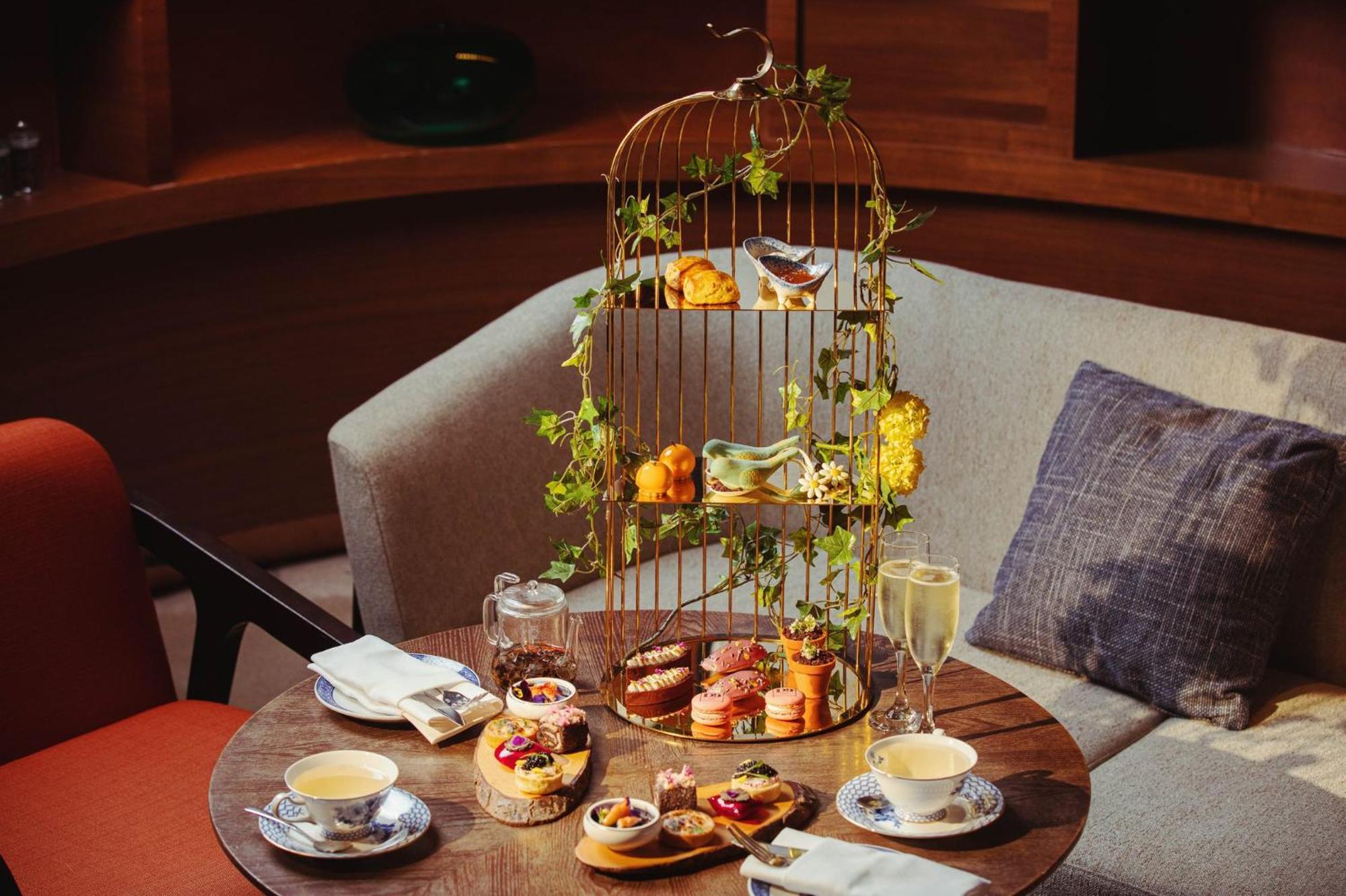 Voco Orchard Singapore By Ihg Экстерьер фото Afternoon tea at the Mandarin Oriental, Hong Kong